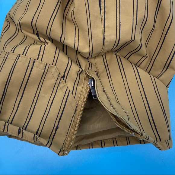 Burton White Collection Boarding Snow Pants Tan with Black Stripes Size Medium - Picture 11 of 16